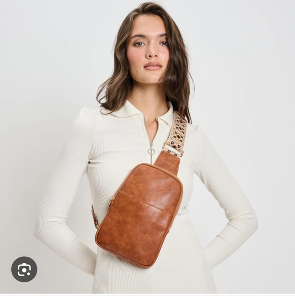Moda Luxe Zuri Sling Backpack Crossbody Vegan Leather Bag main image 4